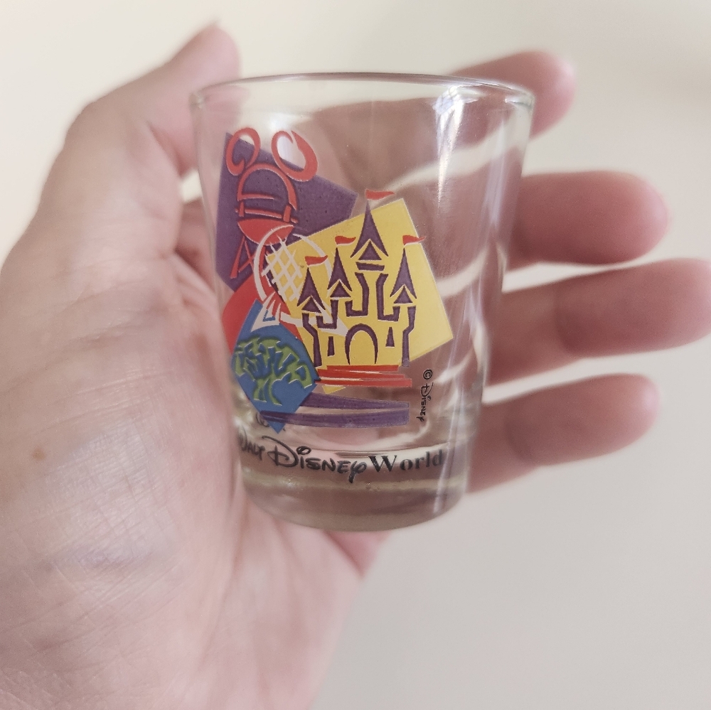 Walt Disney World  shot glass -VINTAGE - Picture 4 of 9